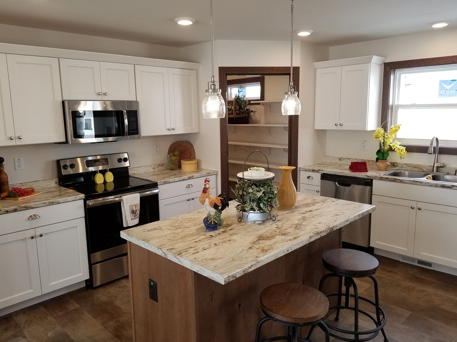 White Kitchen