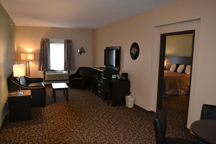 4 Bears Casino Hotel Room